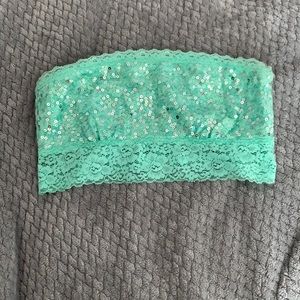 VS PINK braleltte size small